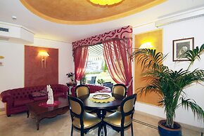 Fashion Hotel