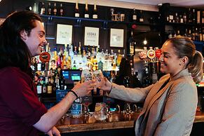 The Sun Hotel & Bar