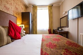 The Sun Hotel & Bar