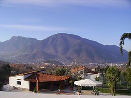 Hotel Diecimare