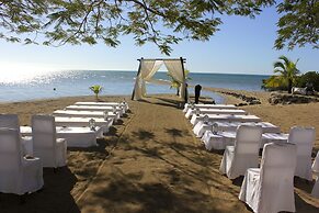 Volivoli Beach