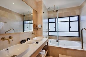 The Setai Bayit Bagalil