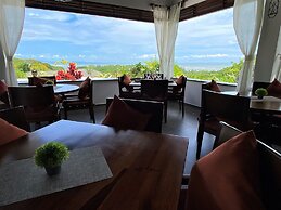 Hotel Ocean Breeze