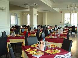 Hotel Alba