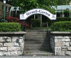 Hotel Strauss