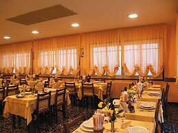 Hotel Candido