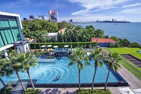 Cape Dara Resort
