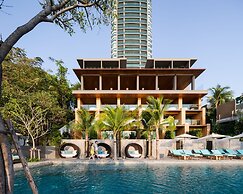 Cape Dara Resort