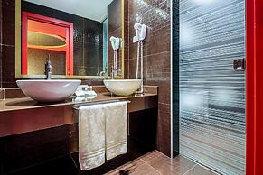 Base Hotel