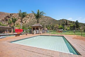 Montagu Springs Resort