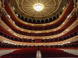 Nexus Valladolid Suites & Hotel