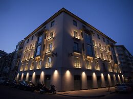 Nexus Valladolid Suites & Hotel