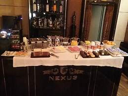 Nexus Valladolid Suites & Hotel