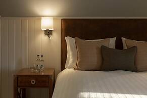 The Glencoe Inn