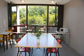 Cis De Champagne - Hostel