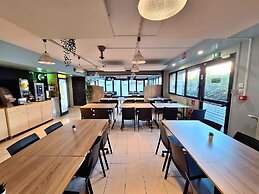 Cis De Champagne - Hostel