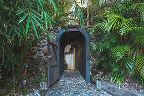 The Garden Burees
