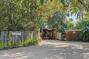 The Garden Burees