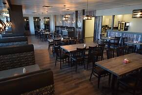 Lakeland Inn