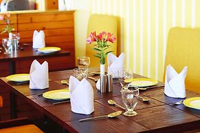 Honeymoon Inn