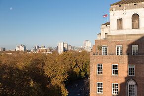 Grosvenor House Suites