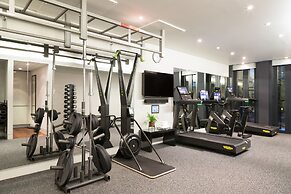 Grosvenor House Suites