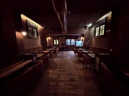 Hotel Alka Residency