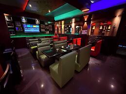 Hotel Alka Residency