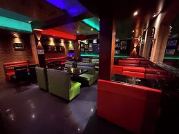 Hotel Alka Residency