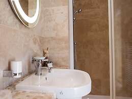 Birch House B&B