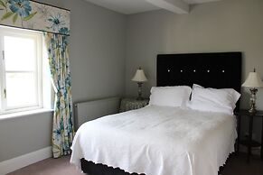 Pickmere Country House
