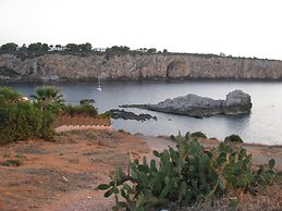 Kunesias