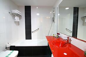 ELE Enara Boutique Hotel