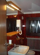 Hotel Garnì Zeni