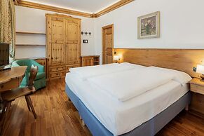 Franceschi Park Hotel