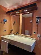 Maroa Hotel