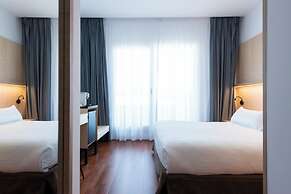 Maroa Hotel