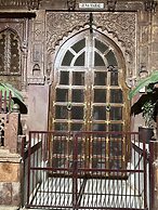 Juna Mahal