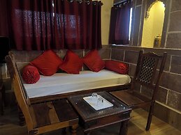Juna Mahal