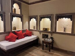 Juna Mahal