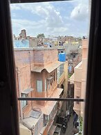 Juna Mahal