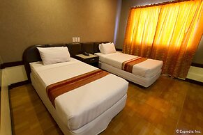 Holiday Spa Hotel