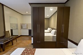 Holiday Spa Hotel