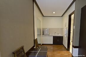 Holiday Spa Hotel
