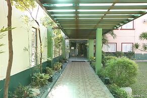 Holiday Spa Hotel
