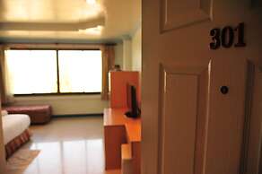 Magic House Hostel