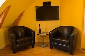 Magles Smiley Inn