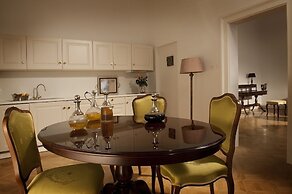 Antiq Palace Residences