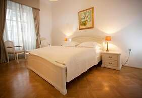 Antiq Palace Residences