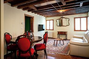 Palazzo San Luca